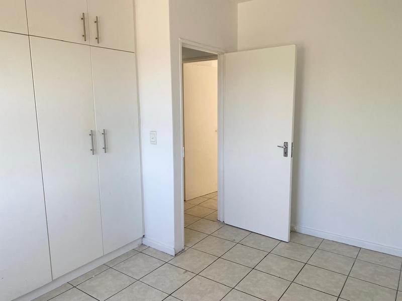 To Let 1 Bedroom Property for Rent in Thornton Western Cape